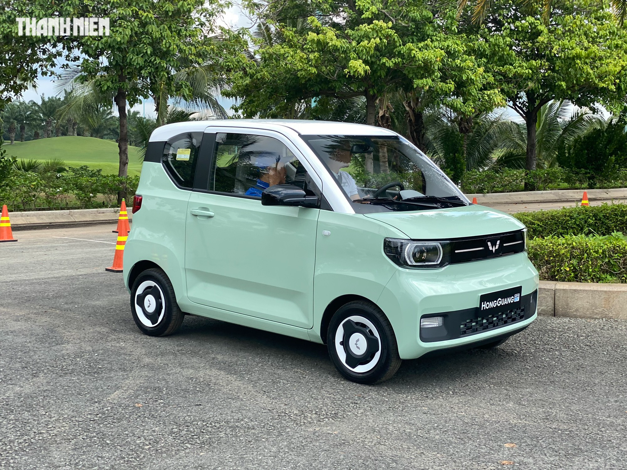 Wuling Hongguang Mini EV vận hành khá ổn, rào cản về giá bán