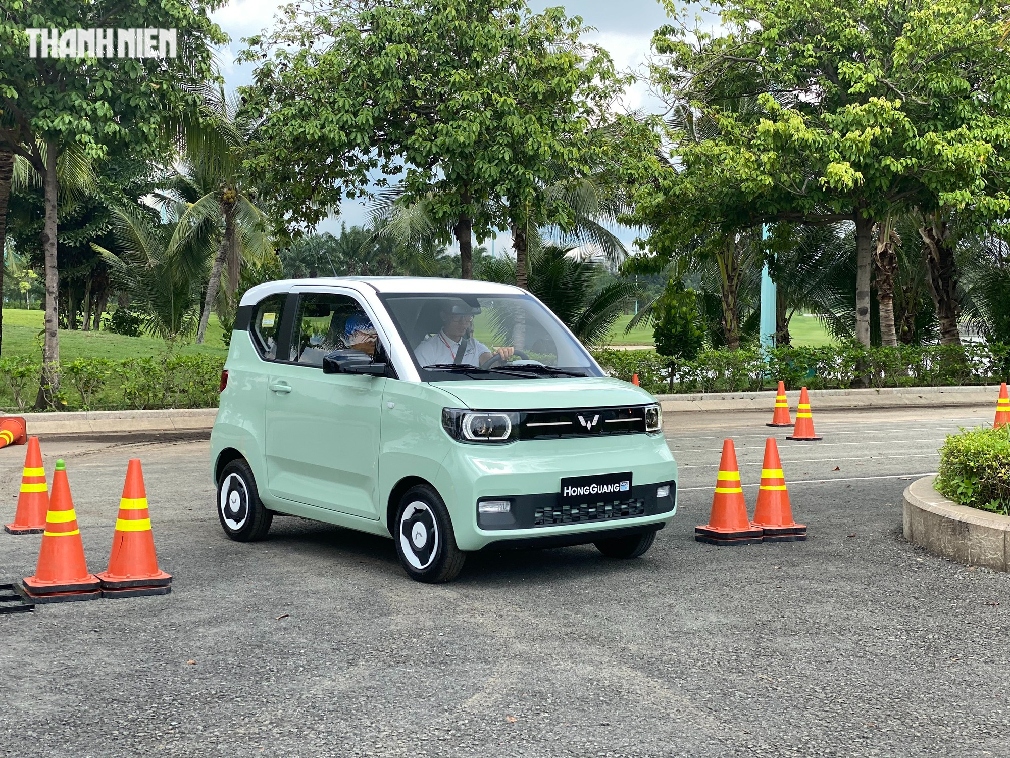 Wuling Hongguang Mini EV vận hành khá ổn, rào cản về giá bán