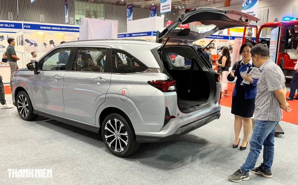 Xe MPV dưới 700 triệu: Hyundai Stargazer xả hàng, Toyota Veloz tăng ưu đãi đấu Xpander Xe MPV dưới 700 triệu: Hyundai Stargazer xả hàng, Toyota Veloz tăng ưu đãi đấu Xpander