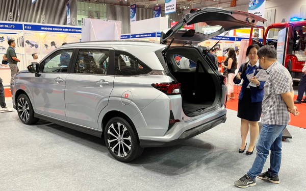 Xe MPV máy xăng dưới 700 triệu tại Việt Nam 'đua' giảm giá, làm mới mẫu mã