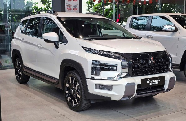 Xe gia đình cỡ nhỏ: Mitsubishi Xpander 'đụng' đối thủ nặng ký
