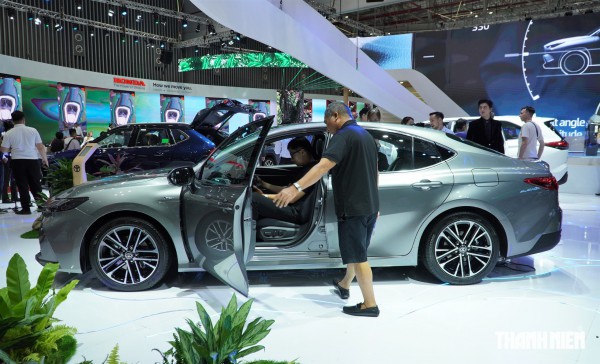 Xe hybrid có 'kén' xăng E10?