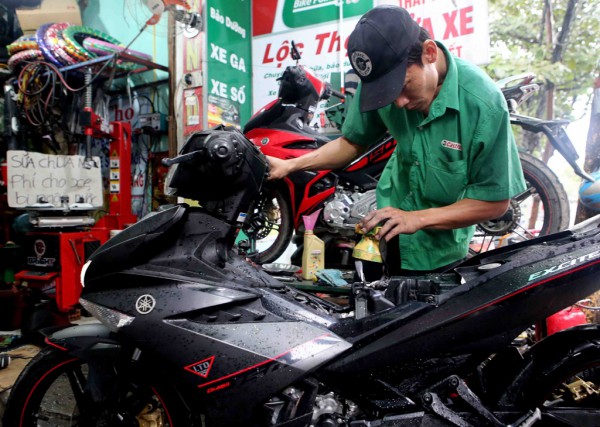 Xe máy cũng bị thủy kích, mất cả chục triệu sửa chữa nếu chủ quan