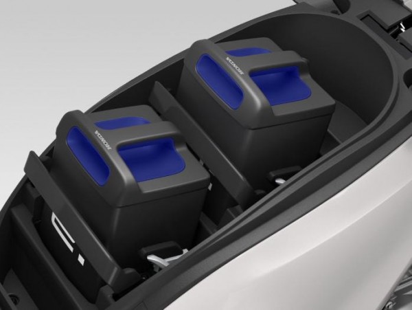 Xe máy điện Honda CUV e: “giá chát”, sạc pin như “cực hình” Xe máy điện Honda CUV e: “giá chát”, sạc pin như “cực hình”