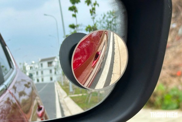 Xe ô tô đời mới có cần lắp gương cầu lồi? Xe ô tô đời mới có cần lắp gương cầu lồi?