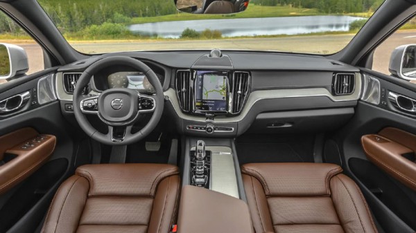 Xe sang Volvo XC60 ưu đãi lớn, giảm giá 350 triệu đồng Xe sang Volvo XC60 ưu đãi lớn, giảm giá 350 triệu đồng