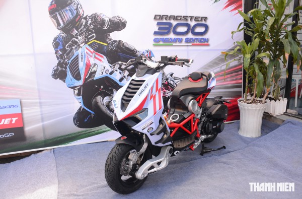 Xe tay ga Italjet Dragster 300 Gresini Edition về Việt Nam 40 chiếc, giá 225 triệu Xe tay ga Italjet Dragster 300 Gresini Edition về Việt Nam 40 chiếc, giá 225 triệu
