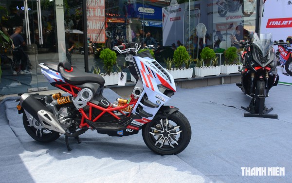Xe tay ga Italjet Dragster 300 Gresini Edition về Việt Nam 40 chiếc, giá 225 triệu Xe tay ga Italjet Dragster 300 Gresini Edition về Việt Nam 40 chiếc, giá 225 triệu