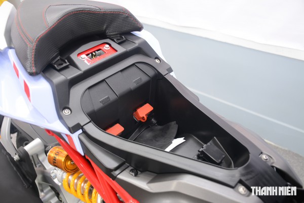 Xe tay ga Italjet Dragster 300 Gresini Edition về Việt Nam 40 chiếc, giá 225 triệu Xe tay ga Italjet Dragster 300 Gresini Edition về Việt Nam 40 chiếc, giá 225 triệu