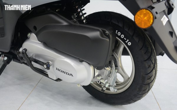 Xe tay ga tiết kiệm xăng Honda Today 50 về Việt Nam 20 chiếc Xe tay ga tiết kiệm xăng Honda Today 50 về Việt Nam 20 chiếc