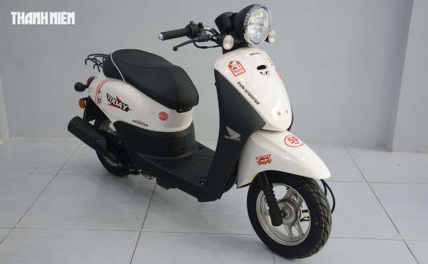 Xe tay ga tiết kiệm xăng Honda Today 50 về Việt Nam 20 chiếc Xe tay ga tiết kiệm xăng Honda Today 50 về Việt Nam 20 chiếc
