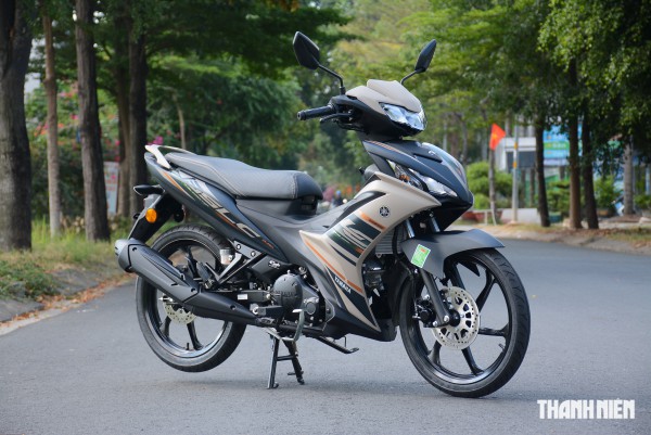 Yamaha 135LC 'Made in Malaysia' về Việt Nam đội giá gấp 3 lần vẫn hút khách mua Yamaha 135LC 'Made in Malaysia' về Việt Nam đội giá gấp 3 lần vẫn hút khách mua