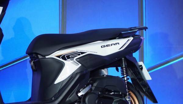 Yamaha Gear 125 Hybrid có gì đấu với 'vua doanh số' Honda Vision?
