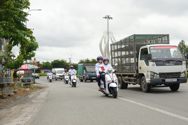 Yamaha Grande: Tiết kiệm xăng nhưng chạy có bốc? Yamaha Grande: Tiết kiệm xăng nhưng chạy có bốc?