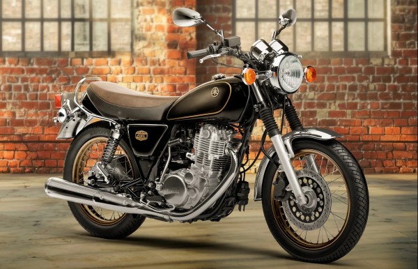 Yamaha SR400 Final Limited Edition bản cuối cùng sản xuất tại Thái Lan, chỉ 700 xe Yamaha SR400 Final Limited Edition bản cuối cùng sản xuất tại Thái Lan, chỉ 700 xe