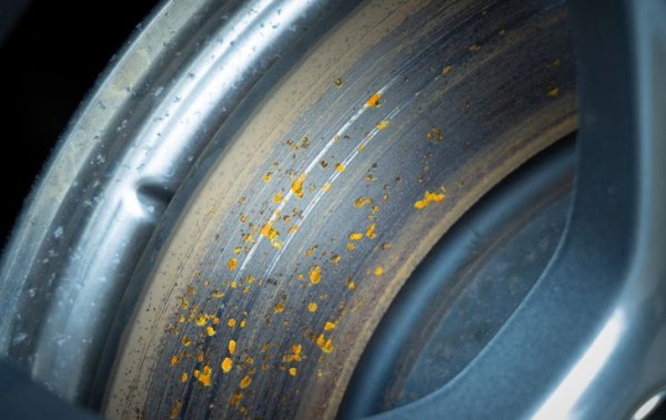 Đĩa phanh ô tô bị gỉ sét liệu có nguy hiểm, cách khắc phục và ngăn ngừa? Đĩa phanh ô tô bị gỉ sét liệu có nguy hiểm, cách khắc phục và ngăn ngừa?