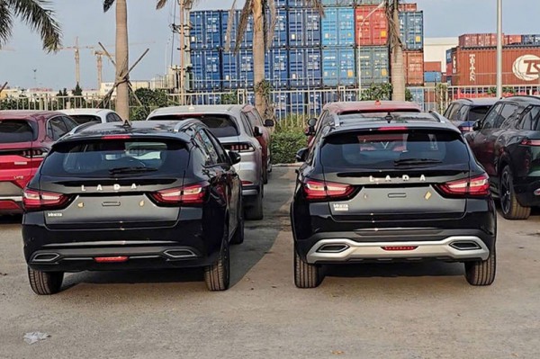 Ô tô Lada cập cảng Việt Nam từ 3 tháng trước, nay không biết ở đâu? Ô tô Lada cập cảng Việt Nam từ 3 tháng trước, nay không biết ở đâu?