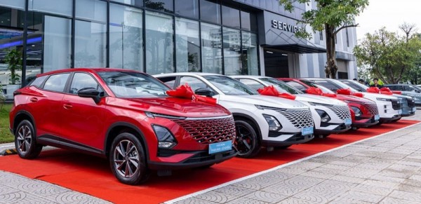 Ô tô Trung Quốc giảm giá “xuống đáy”