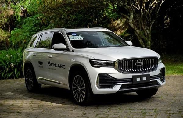 Ô tô Trung Quốc tiền tỷ giảm giá trăm triệu cũng khó "đổi vận" Ô tô Trung Quốc tiền tỷ giảm giá trăm triệu cũng khó "đổi vận"