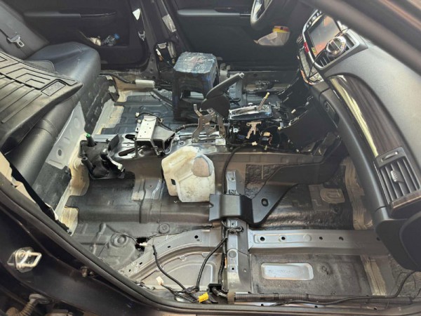 Ô tô bị ngập nước, chất lượng xuống cấp như thế nào?