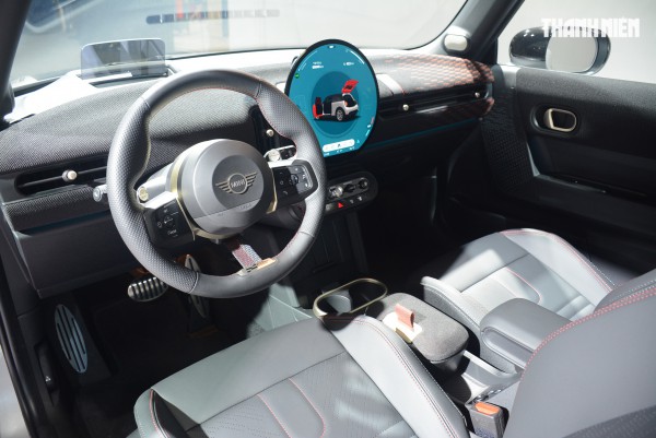 Ô tô cỡ nhỏ đậm chất chơi MINI John Cooper Works 2025 có gì mới?