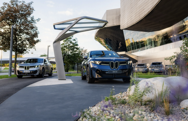 Ô tô điện BYD sạc 5 phút di chuyển quãng đường 500 km Ô tô điện BYD sạc 5 phút di chuyển quãng đường 500 km