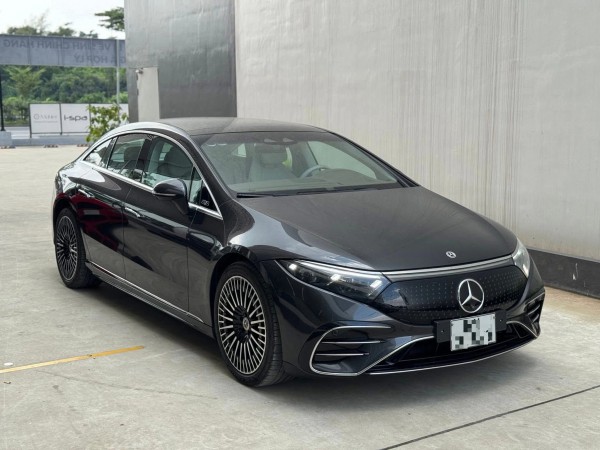 Ô tô điện Mercedes rớt giá 2,45 tỉ đồng sau khi lăn bánh 1.500 km