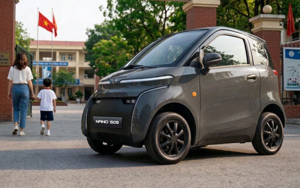 Ô tô điện mini có giá bán ngang xe máy sắp ra mắt