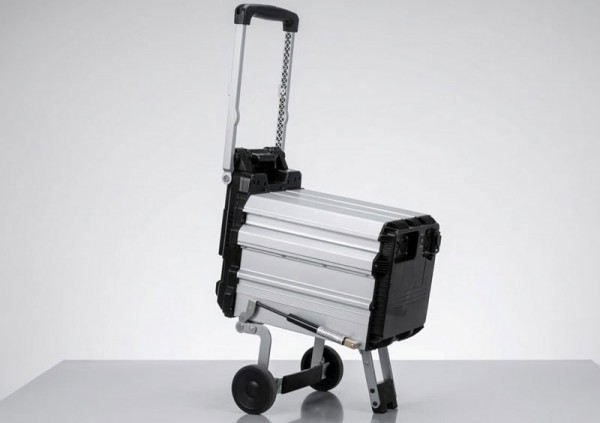 Ô tô điện mini có giá bán ngang xe máy sắp ra mắt