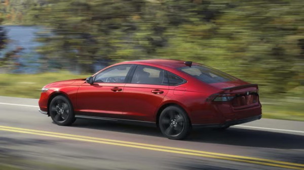 Ô tô thương hiệu nào tiết kiệm nhiên liệu nhất?