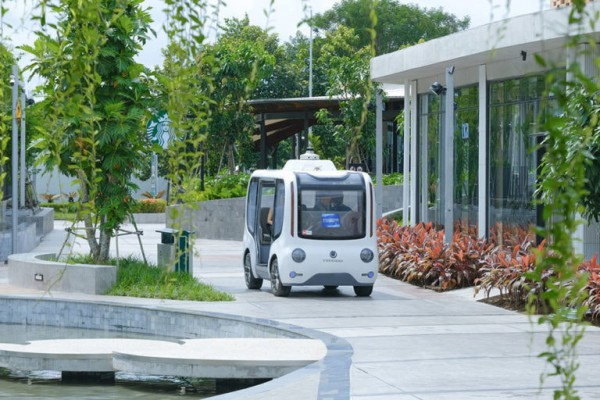 Ô tô tự hành của Việt Nam đã chạy trên cao tốc