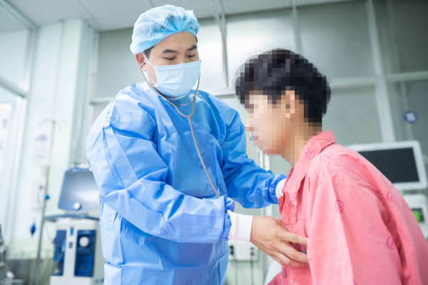 12 bệnh nhân được 'hồi sinh' nhờ 2 người chết não hiến tạng