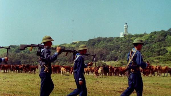 13 đặc khu của Việt Nam: Đặc khu Bạch Long Vĩ nằm giữa vịnh Bắc Bộ 13 đặc khu của Việt Nam: Đặc khu Bạch Long Vĩ nằm giữa vịnh Bắc Bộ