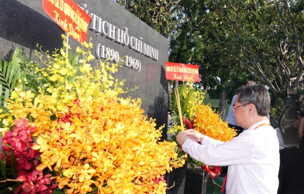 281 đại biểu về dự Đại hội Đảng bộ các cơ quan Đảng TP.HCM