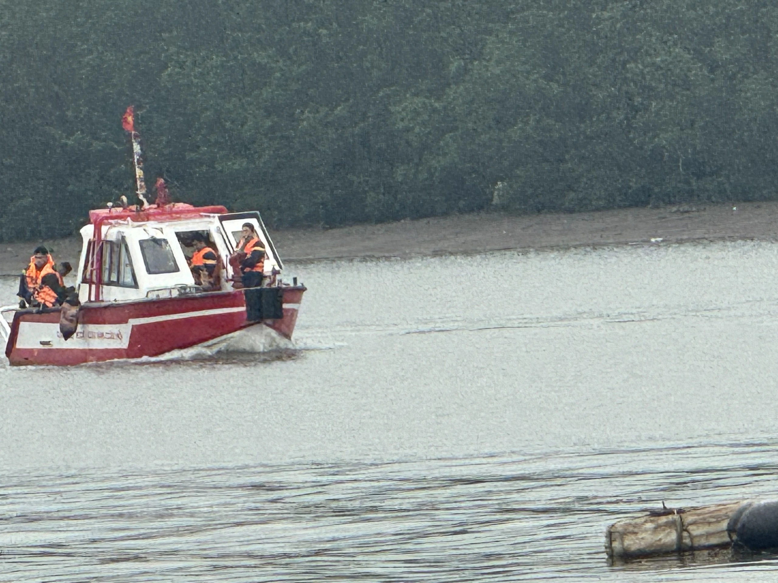 4 người mất tích do lật thuyền ở Quảng Ninh