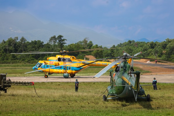 50 năm Trung đoàn Không quân trực thăng 916 anh hùng