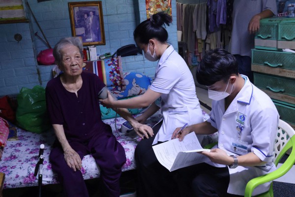 50 năm thành phố mang tên Bác: Tạo dựng thêm điểm tựa an cư, mưu sinh