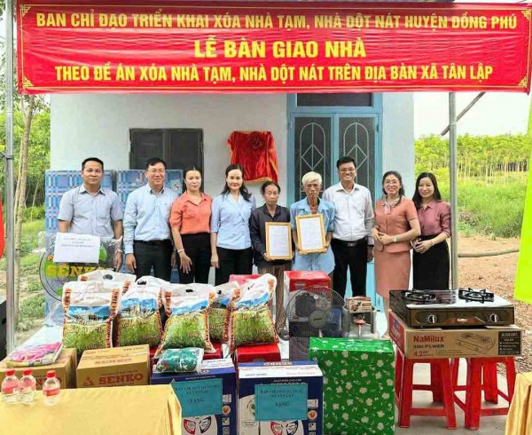 80 năm 'làm cho người nghèo thì đủ ăn, người đủ ăn thì khá giàu, người giàu thì giàu thêm' 80 năm 'làm cho người nghèo thì đủ ăn, người đủ ăn thì khá giàu, người giàu thì giàu thêm'