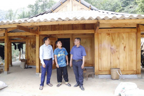 80 năm 'làm cho người nghèo thì đủ ăn, người đủ ăn thì khá giàu, người giàu thì giàu thêm' 80 năm 'làm cho người nghèo thì đủ ăn, người đủ ăn thì khá giàu, người giàu thì giàu thêm'