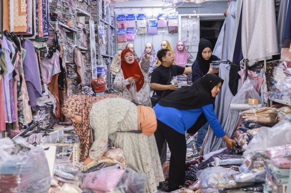 'ADN mở' TP.HCM: 'Phố Malaysia' độc bản trăm năm cạnh chợ Bến Thành