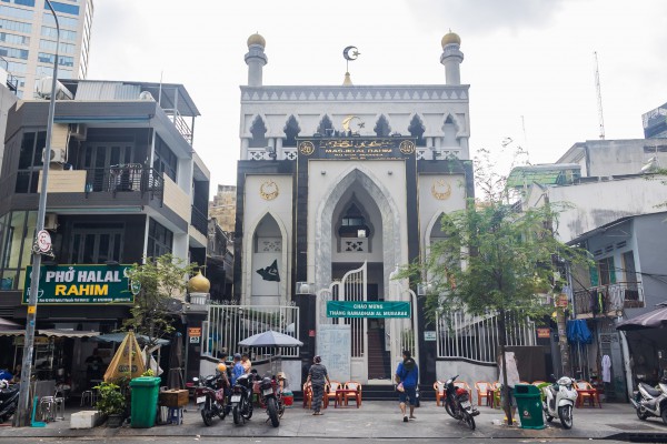 'ADN mở' TP.HCM: 'Phố Malaysia' độc bản trăm năm cạnh chợ Bến Thành