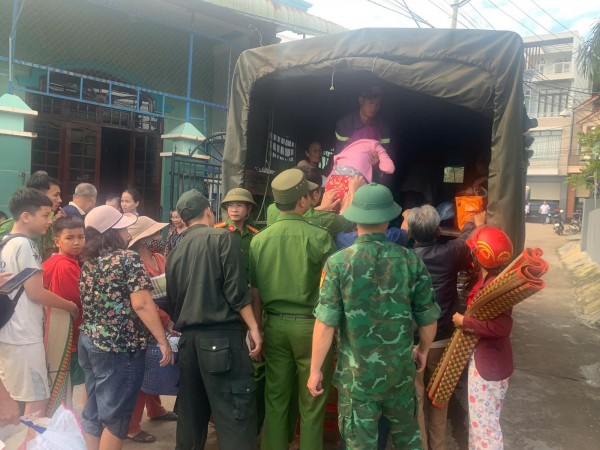 Bão Kalmaegi giật cấp 15, Gia Lai kích hoạt phương án ứng phó cao nhất Bão Kalmaegi giật cấp 15, Gia Lai kích hoạt phương án ứng phó cao nhất