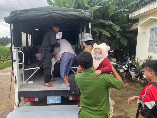 Bão Kalmaegi giật cấp 15, Gia Lai kích hoạt phương án ứng phó cao nhất Bão Kalmaegi giật cấp 15, Gia Lai kích hoạt phương án ứng phó cao nhất