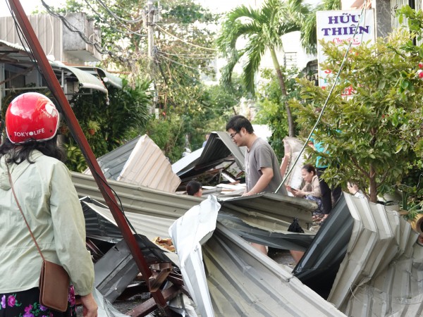 Bão Kalmaegi 'thổi bay' hơn 5.000 tỉ đồng, Gia Lai nỗ lực không để người dân đói rét Bão Kalmaegi 'thổi bay' hơn 5.000 tỉ đồng, Gia Lai nỗ lực không để người dân đói rét