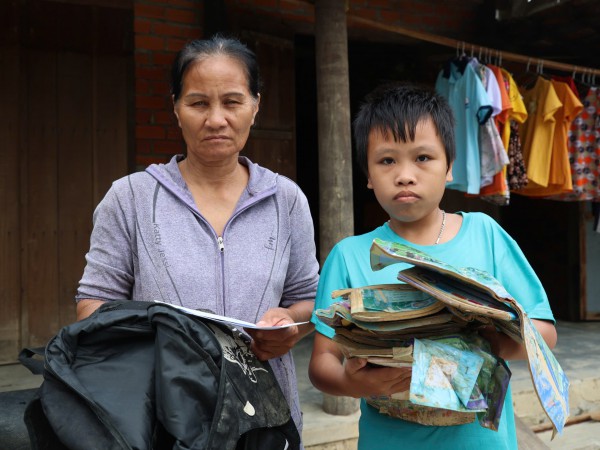 Báo Người Lao Động phát động chương trình Triệu tập vở cho học sinh vùng bị thiên tai Báo Người Lao Động phát động chương trình Triệu tập vở cho học sinh vùng bị thiên tai