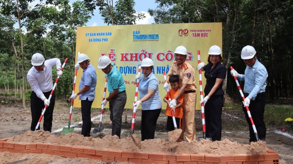 Báo Thanh Niên khởi công 2 căn nhà nhân ái tại tỉnh Đồng Nai Báo Thanh Niên khởi công 2 căn nhà nhân ái tại tỉnh Đồng Nai