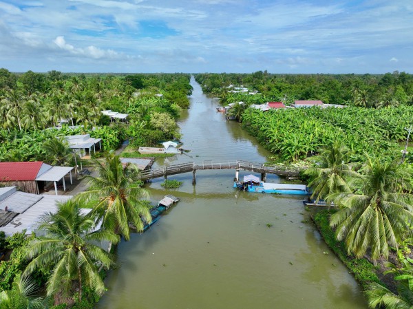 Báo Thanh Niên khởi công cầu giúp bà con ở nơi cuối cùng bản đồ Việt Nam Báo Thanh Niên khởi công cầu giúp bà con ở nơi cuối cùng bản đồ Việt Nam