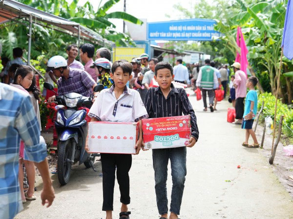 Báo Thanh Niên khởi công cầu giúp bà con ở nơi cuối cùng bản đồ Việt Nam Báo Thanh Niên khởi công cầu giúp bà con ở nơi cuối cùng bản đồ Việt Nam