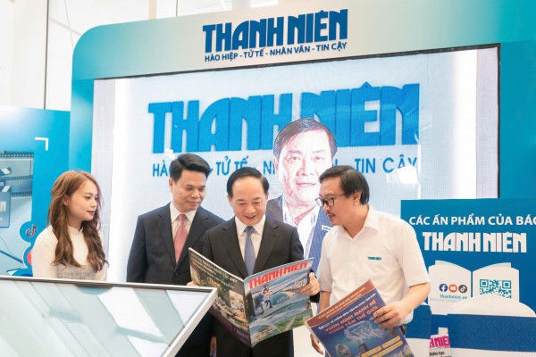 Báo chí bứt phá trong kỷ nguyên số Báo chí bứt phá trong kỷ nguyên số