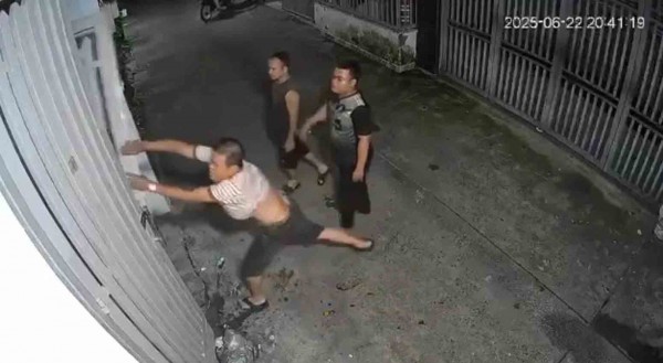 Bao giờ hết nạn 'karaoke tra tấn'?